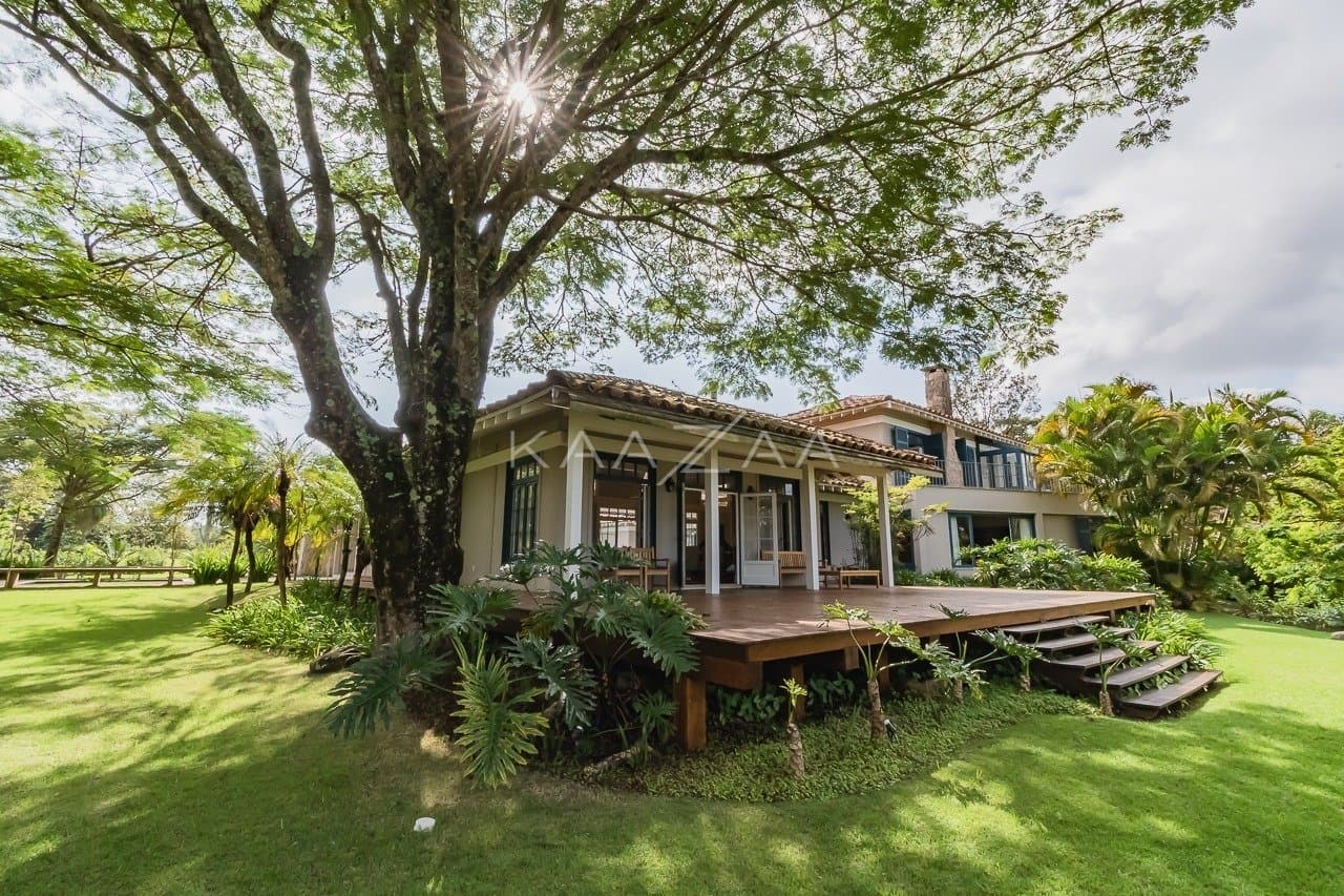 Linda paisagem e ares coloniais são o charme desta casa no condomínio Quinta da Baroneza. - Foto 25