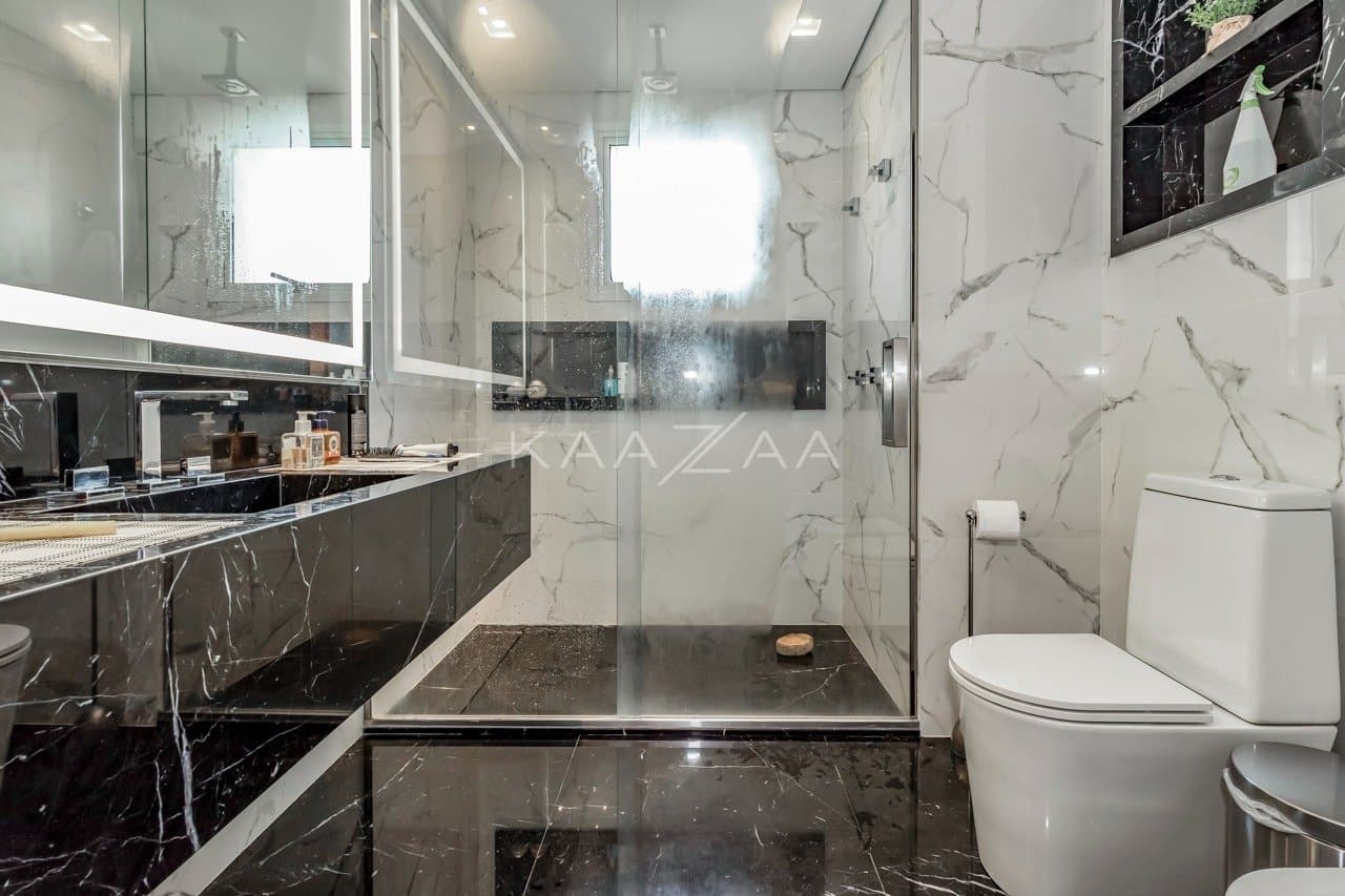 Equilíbrio entre arquitetura e design são o charme deste apartamento em Cidade Jardim. - Foto 19