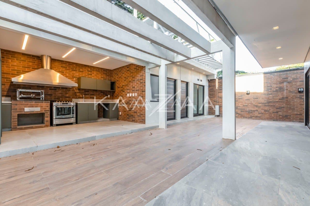 Pronta para entrar e morar, essa casa nova e sossegada fica em rua tranquila no Jardim Paulistano. - Foto 16
