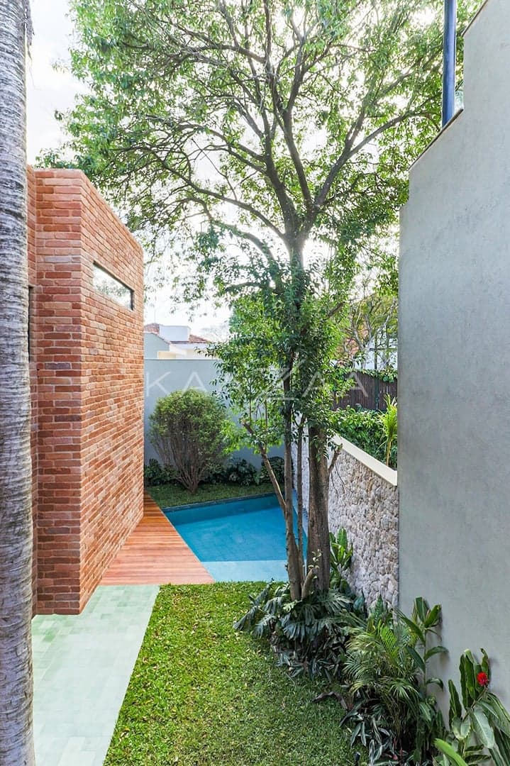 Design único e espaços cheios de personalidade nesta casa autoral no Jardim Paulista. - Foto 59