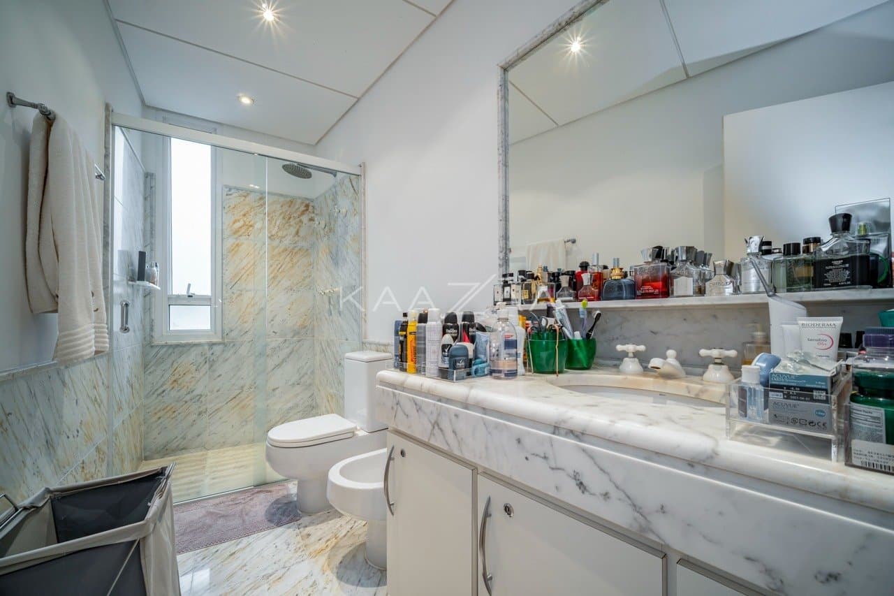 Conforto e amplitude no Itaim Bibi. Apartamento lindíssimo com vista para a copa das árvores. - Foto 15