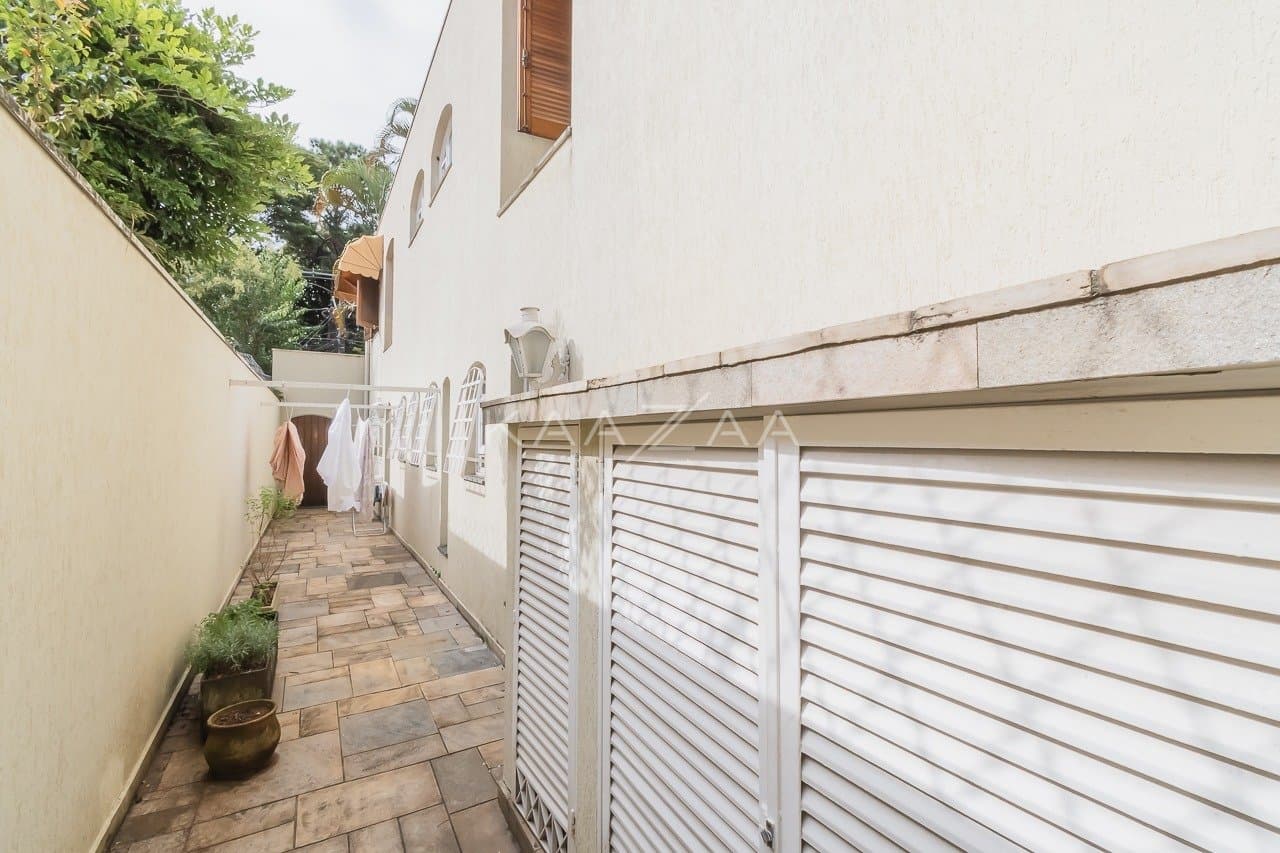 Casa com clima sossegado e muitos espaços para aproveitar, em Alto de Pinheiros. - Foto 18