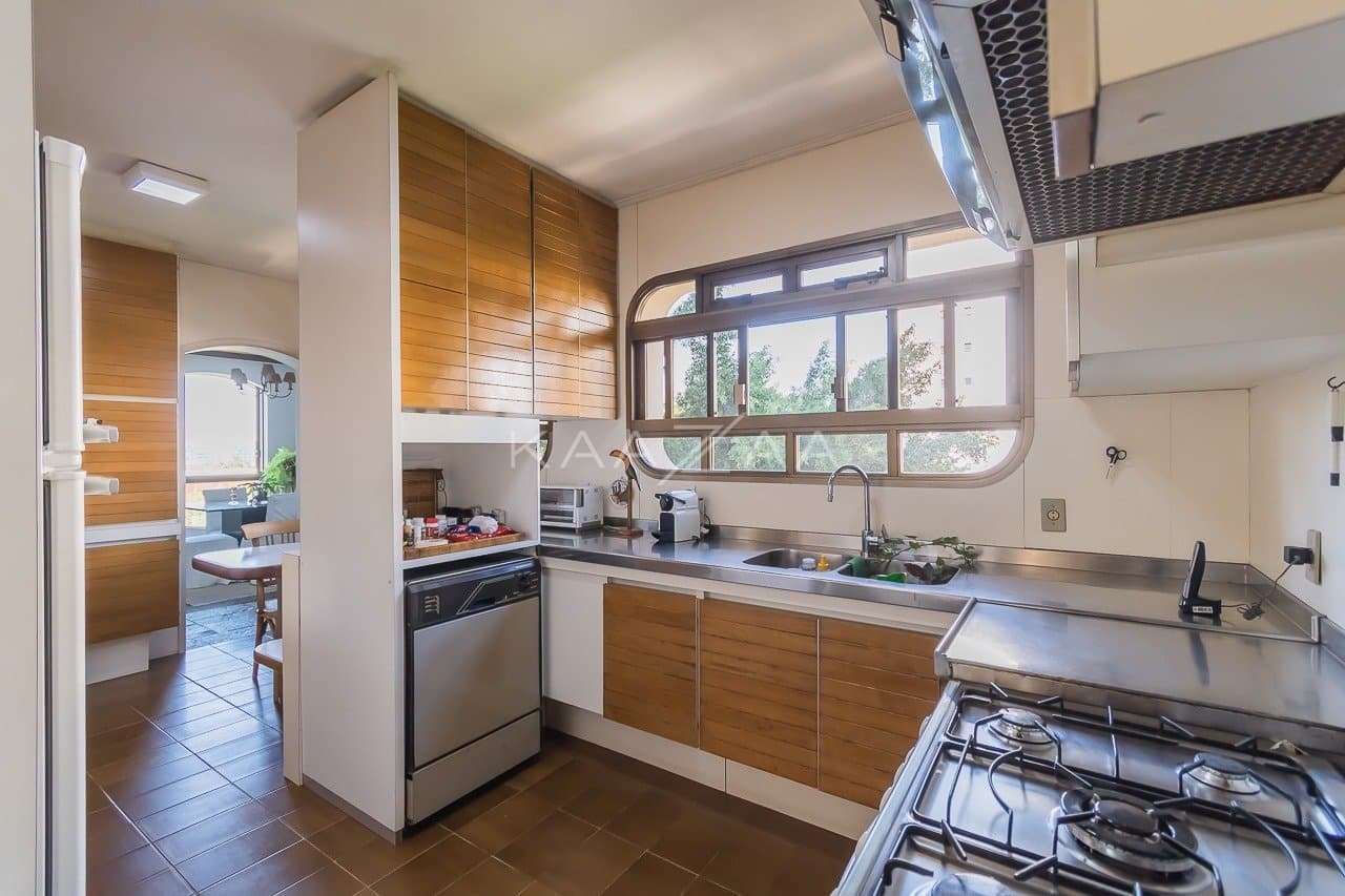 Apartamento com infinitas possibilidades e ótima localização em Alto de Pinheiros. - Foto 15
