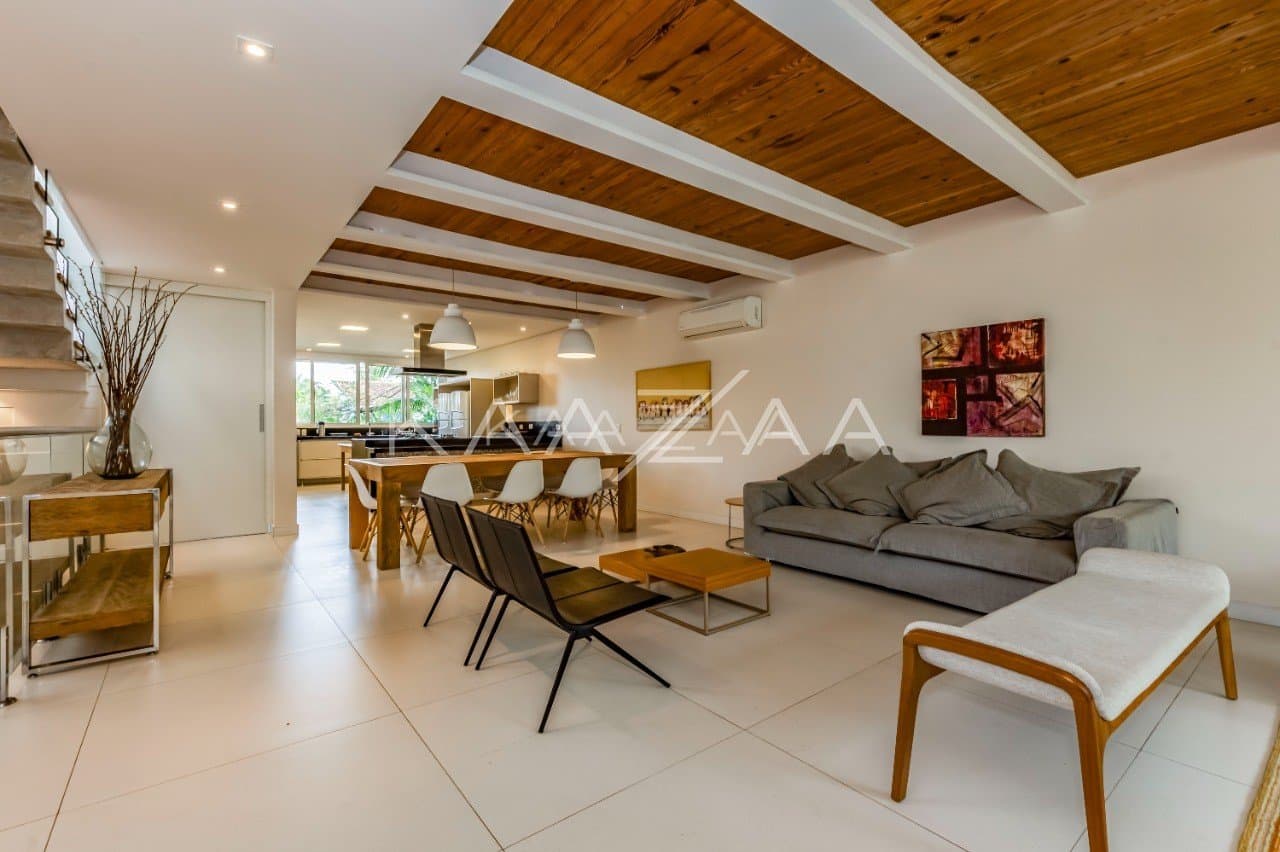 Para andar com o pé na areia, uma casa deliciosa na praia no Juquehy. O lazer e o conforto estão garantidos. - Foto 14
