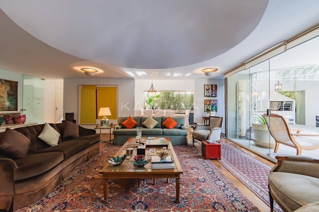 Casa espaçosa com 555 m² de bem-estar em Alto de Pinheiros, perfeita para receber. - Foto 16