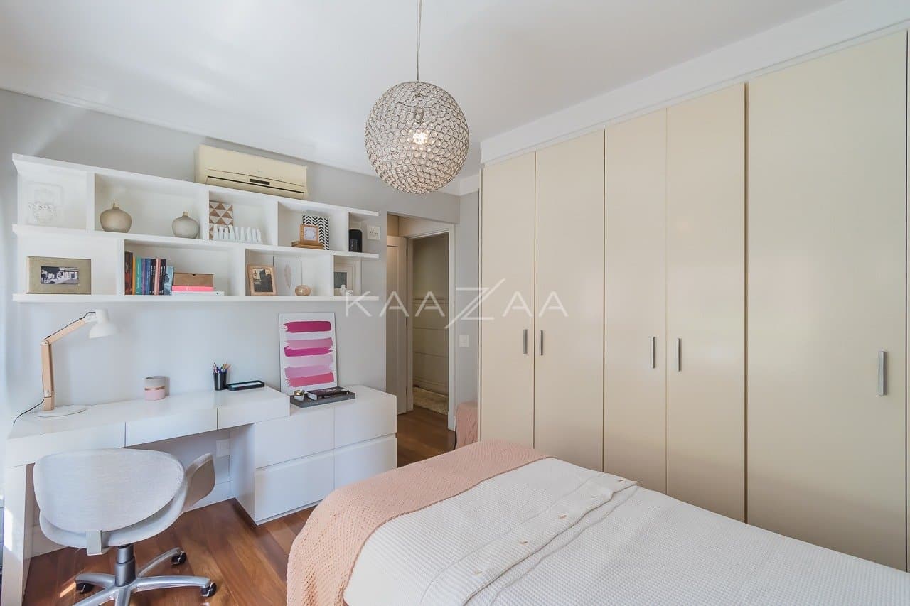 Harmonia clássica e moderna neste apartamento em Moema. - Foto 37