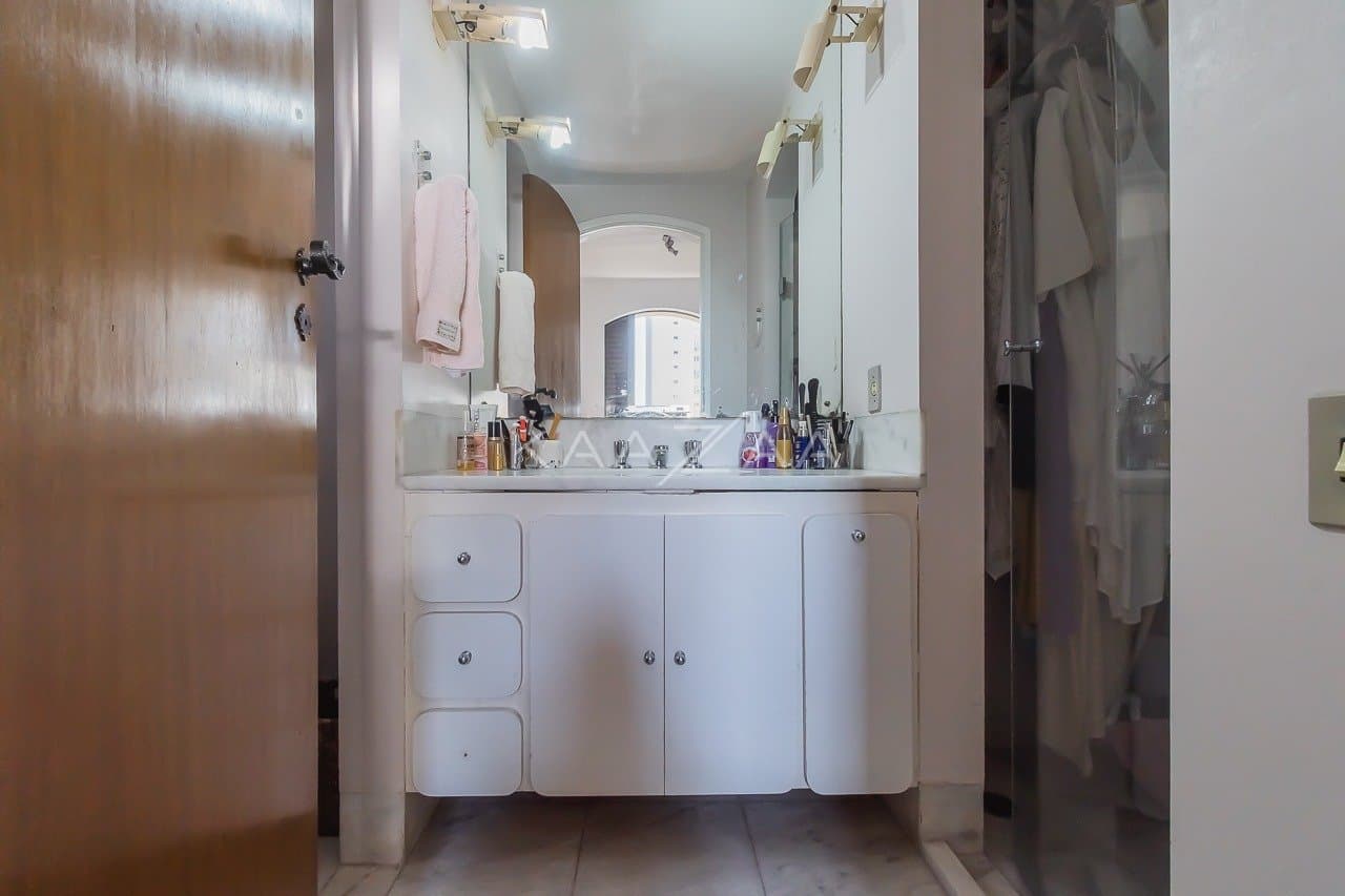 Apartamento com infinitas possibilidades e ótima localização em Alto de Pinheiros. - Foto 28