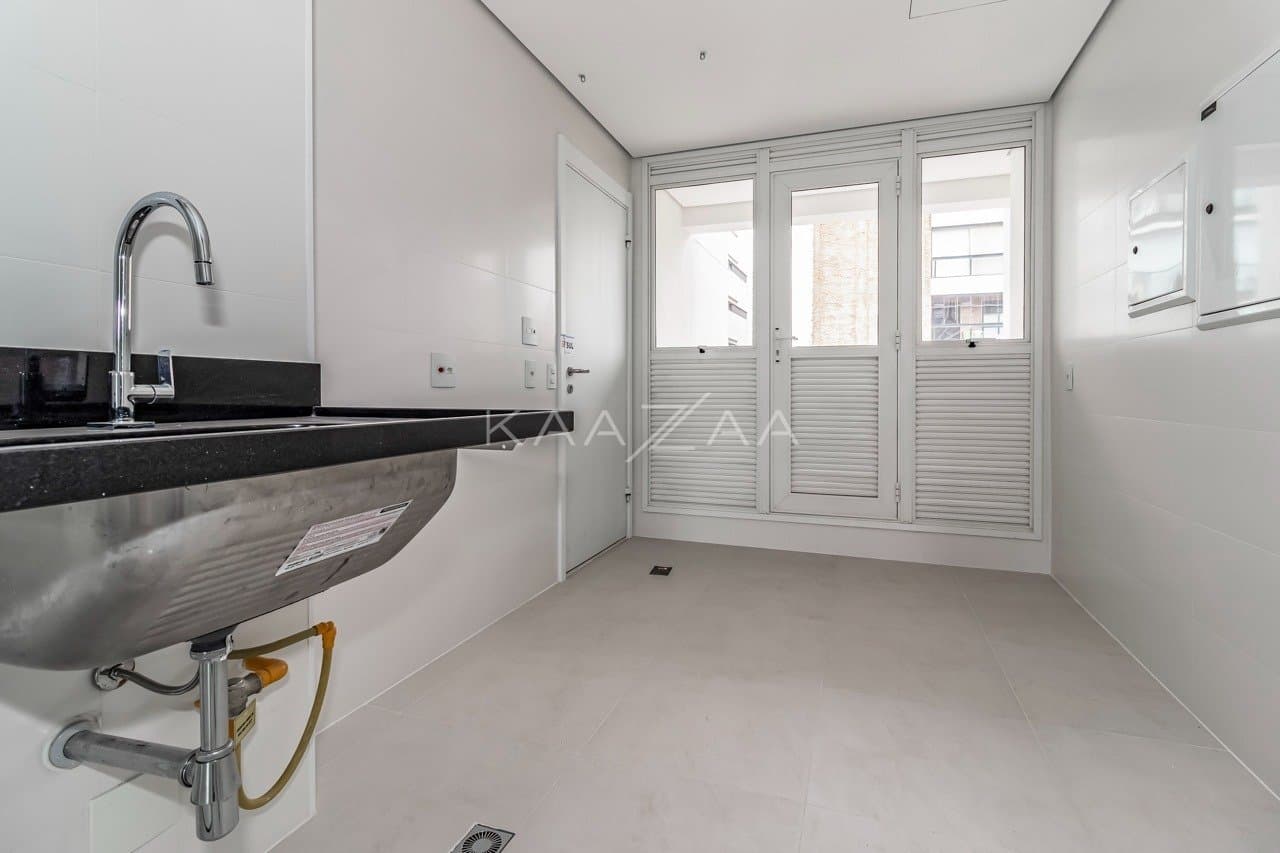 Para viver com lazer de clube sem precisar sair de casa. Apartamento em Moema. - Foto 8