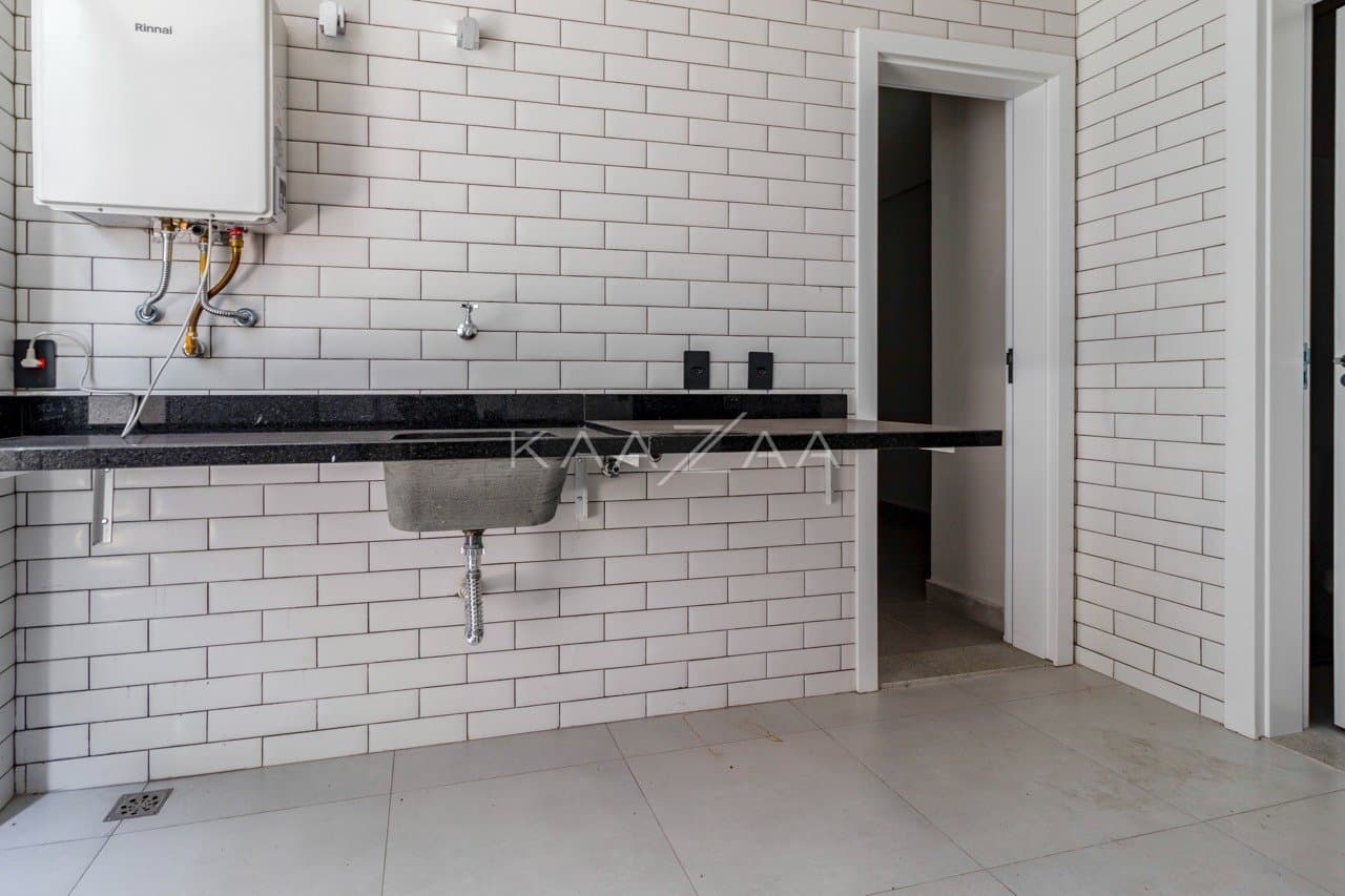 Casa contemporânea com jardim e elevador, no Jardim Paulista. - Foto 23