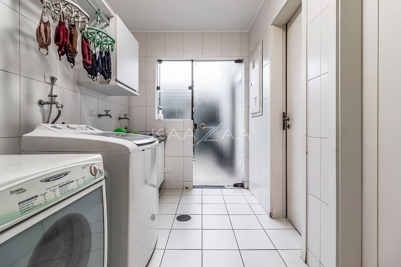 Uma casa rodeada de bom gosto, feita para renovar as energias. No Jardim Guedala. - Foto 32