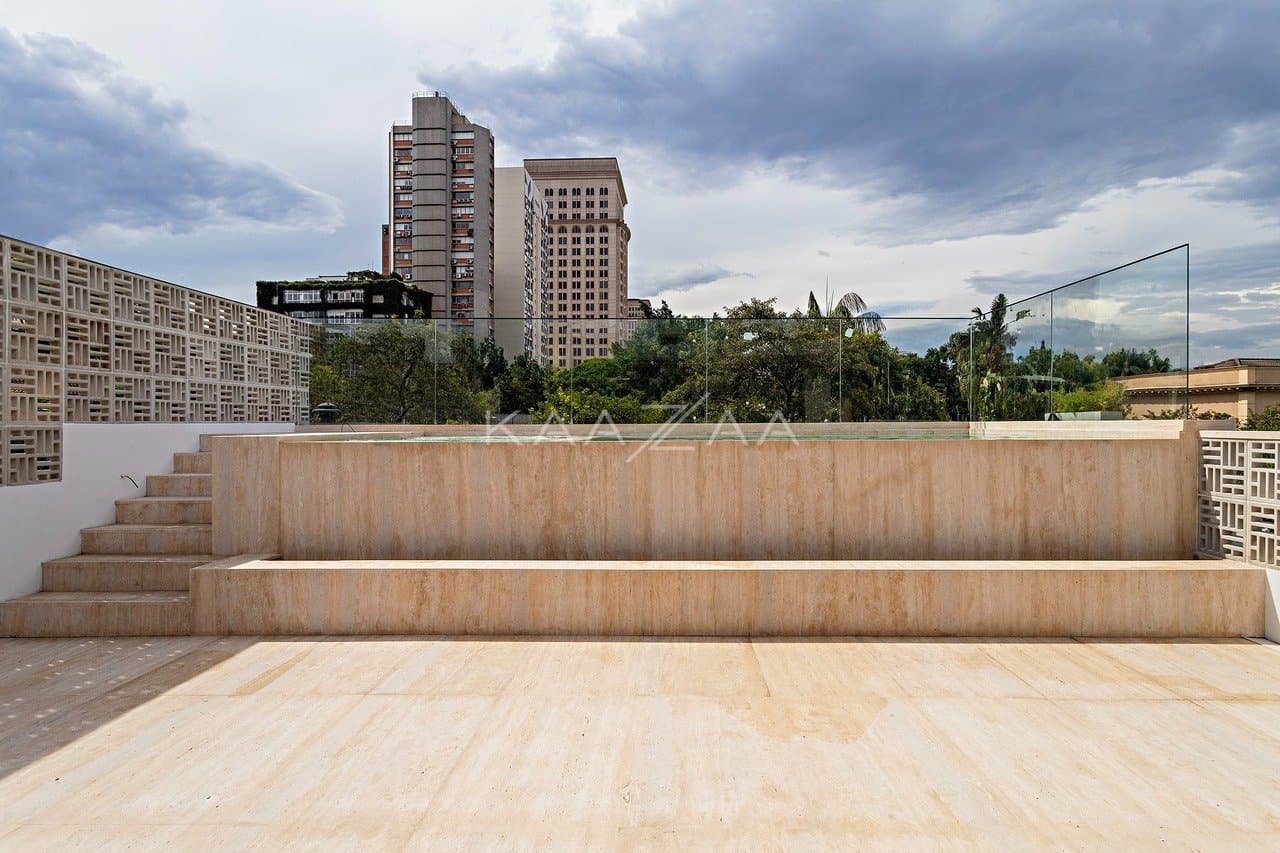 Casa nova contemporânea em rua fechada próxima aos Clubes Pinheiros, Hebraica e Shopping Iguatemi - Foto 4