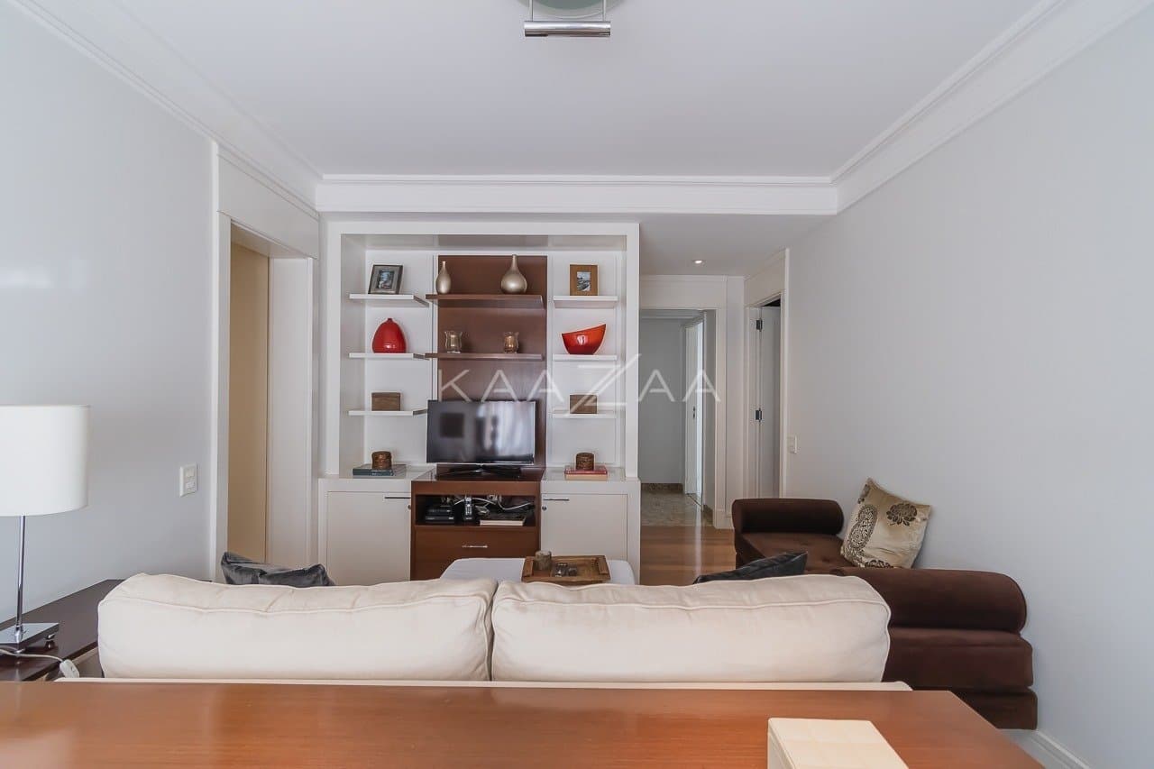 Harmonia clássica e moderna neste apartamento em Moema. - Foto 46