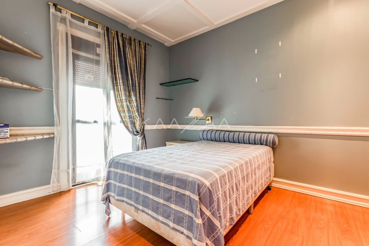Para se viver envolvido por uma arquitetura elegante e detalhes clássicos, nesta Cobertura Duplex em Moema. - Foto 31