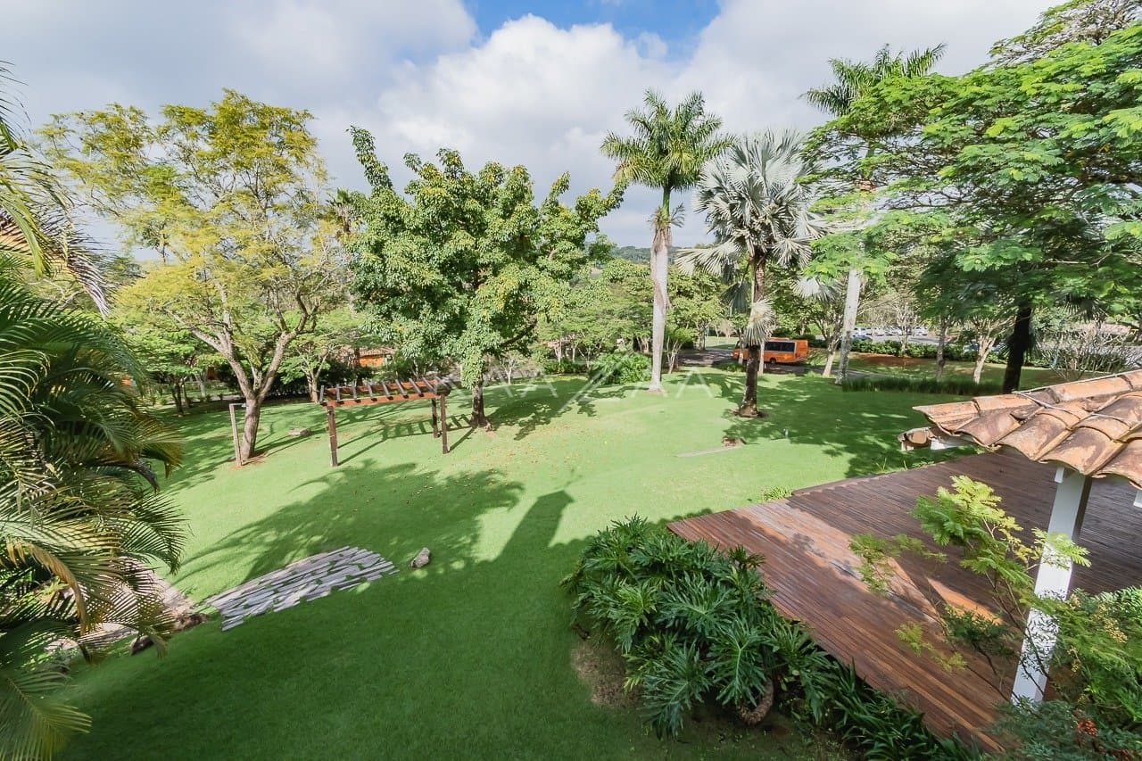 Linda paisagem e ares coloniais são o charme desta casa no condomínio Quinta da Baroneza. - Foto 77