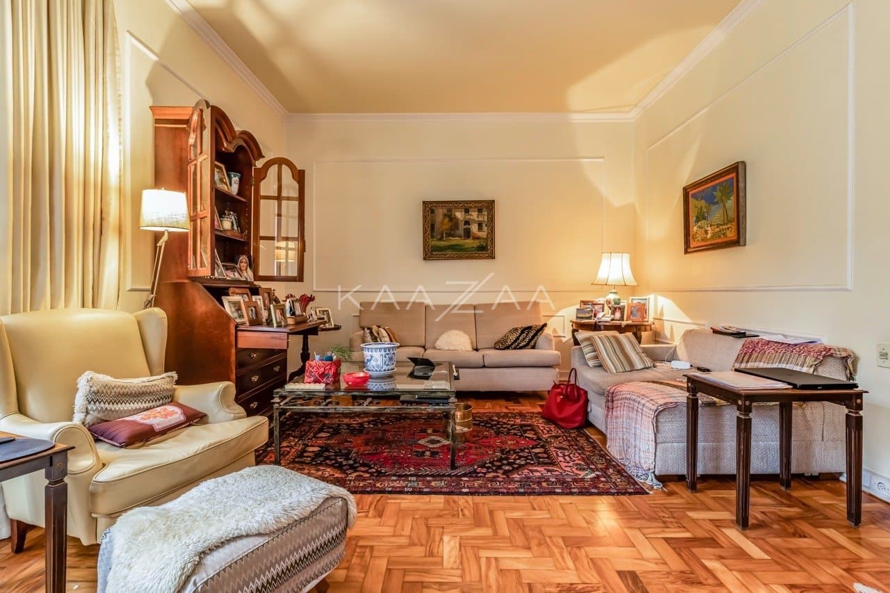 Casa clássica na Cidade Jardim com 4 suítes, piscina e terreno delicioso. - Foto 39