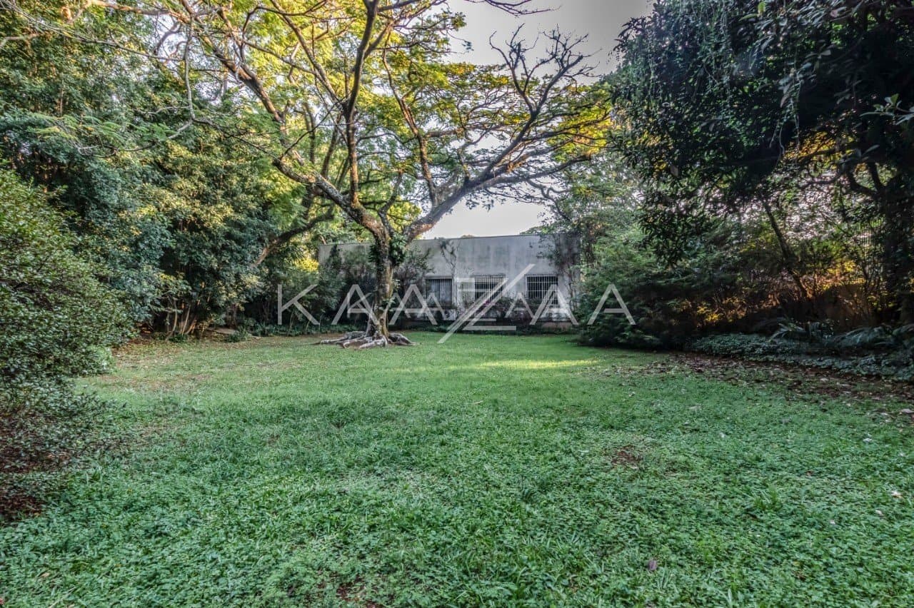 Um terreno em escala rara na cidade, com muito potencial para os negócios. Área de 4.180m² no Jardim Paulista. - Foto 13