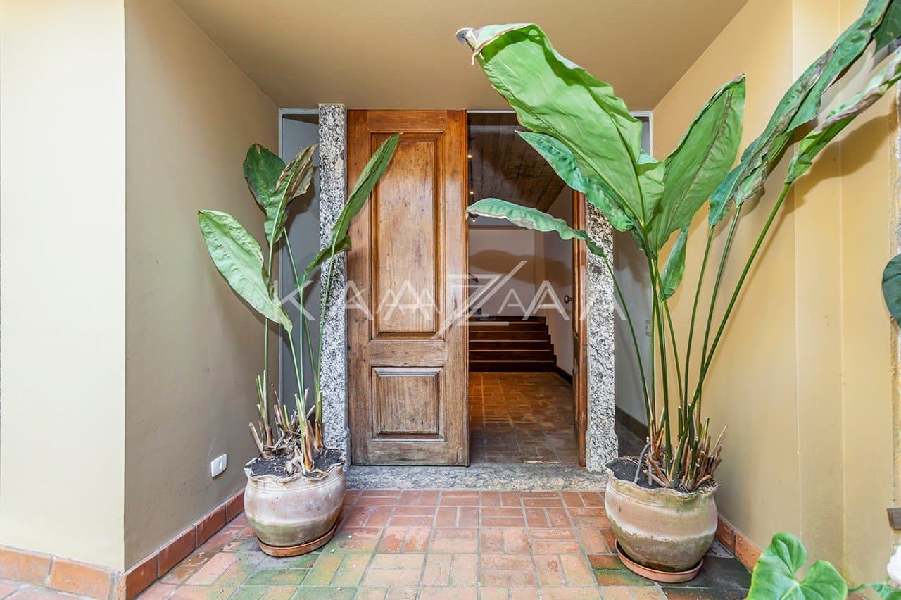 Ousadia não falta. Casa com atmosfera original na Cidade Jardim - Foto 2