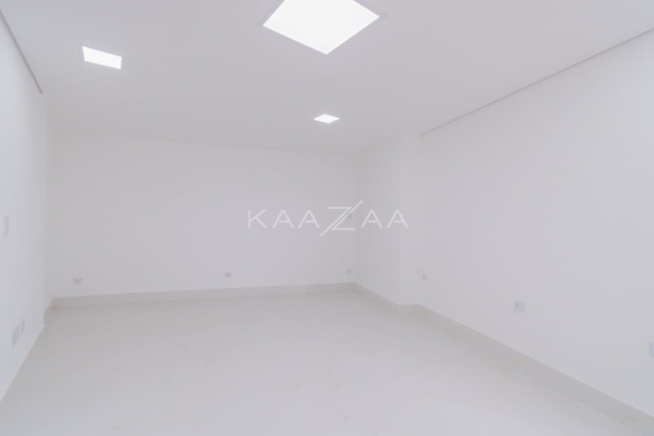 Ambientes leves e espaçosos, nesta casa de 480m² com 4 suítes no Jardim Paulista. - Foto 3