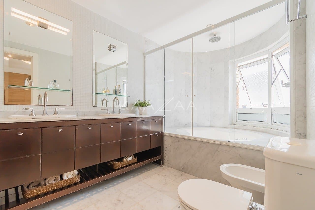 Harmonia clássica e moderna neste apartamento em Moema. - Foto 34