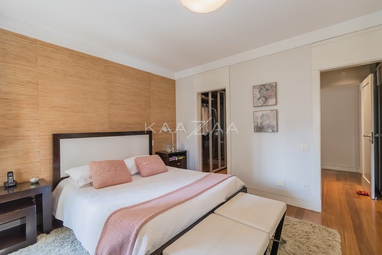Harmonia clássica e moderna neste apartamento em Moema. - Foto 31