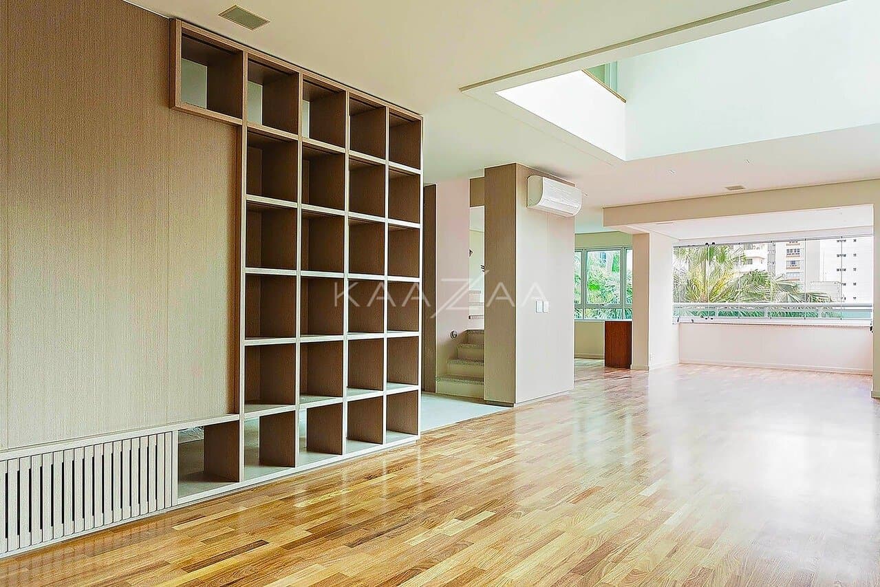 Cores suaves e muita elegância neste Apartamento Duplex no Itaim Bibi. - Foto 2