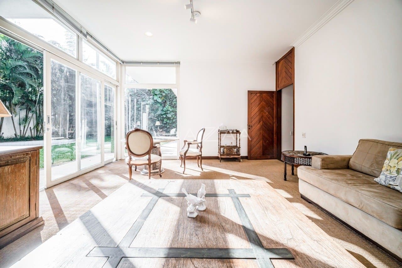 Excelente casa modernista, com lindo jardim em um amplo terreno no Jardim Europa. - Foto 24
