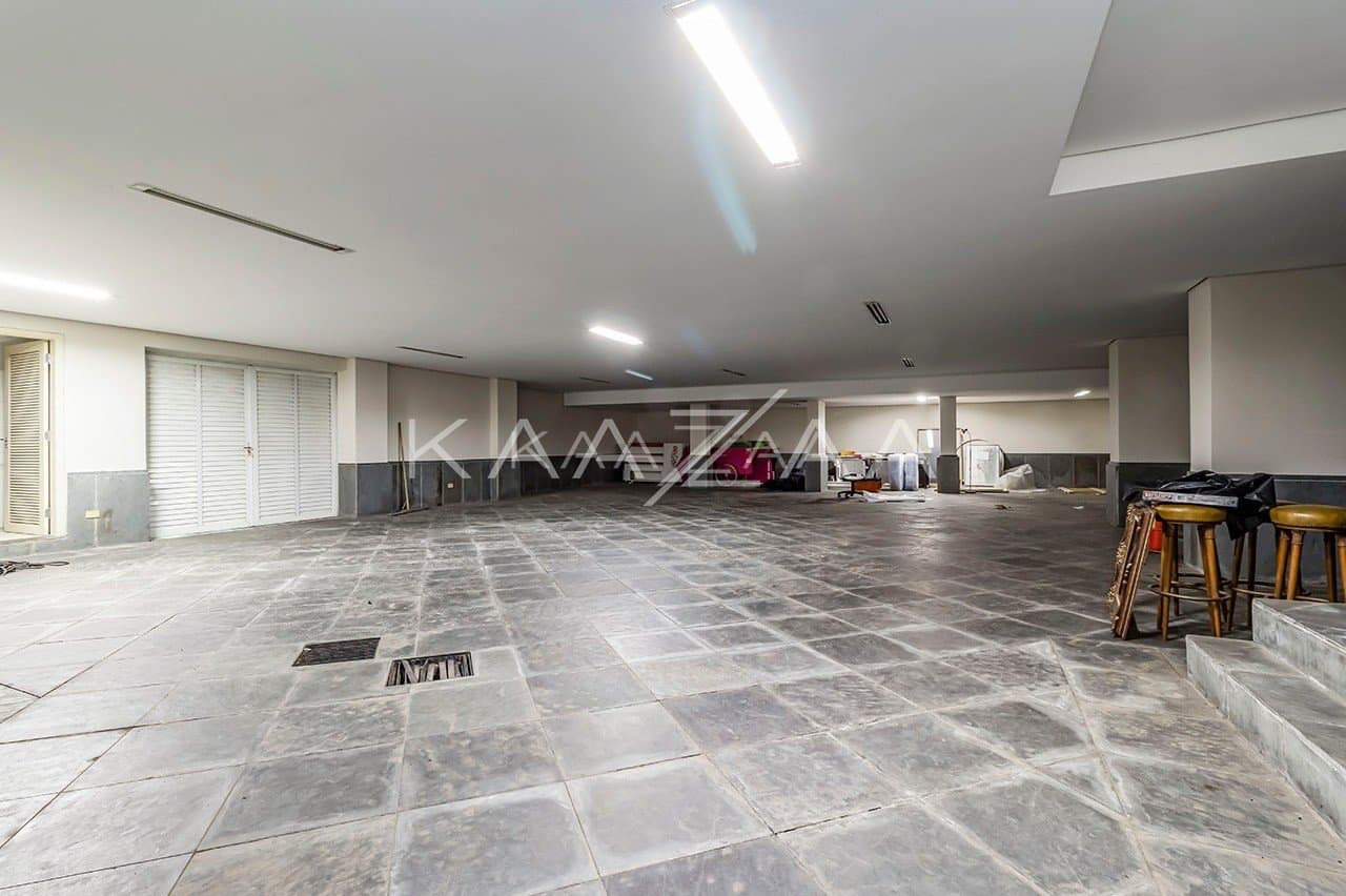 Casa exuberante com jardim e vista verde infinita. Em rua sossegada no Real Parque. - Foto 40