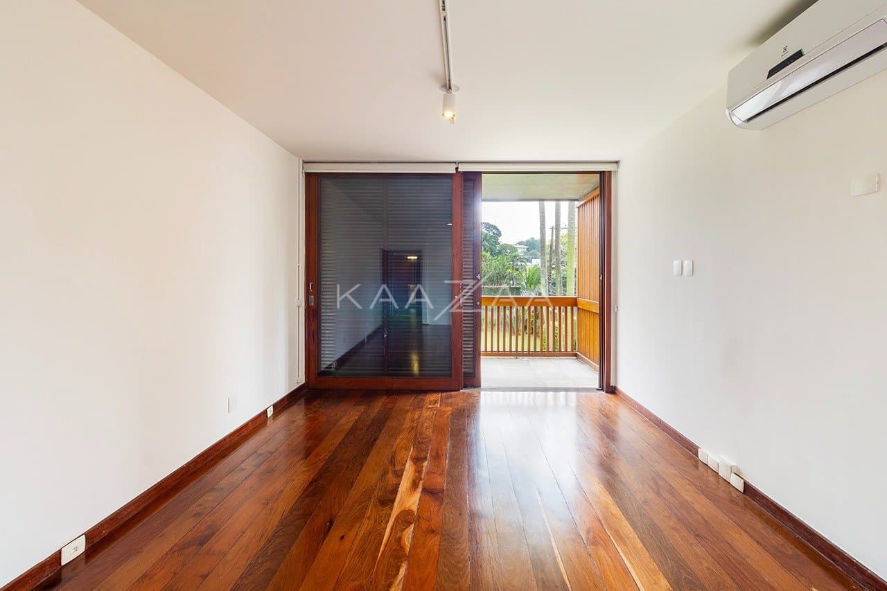 Amplitude e elegância nesta casa em Cidade Jardim. - Foto 24