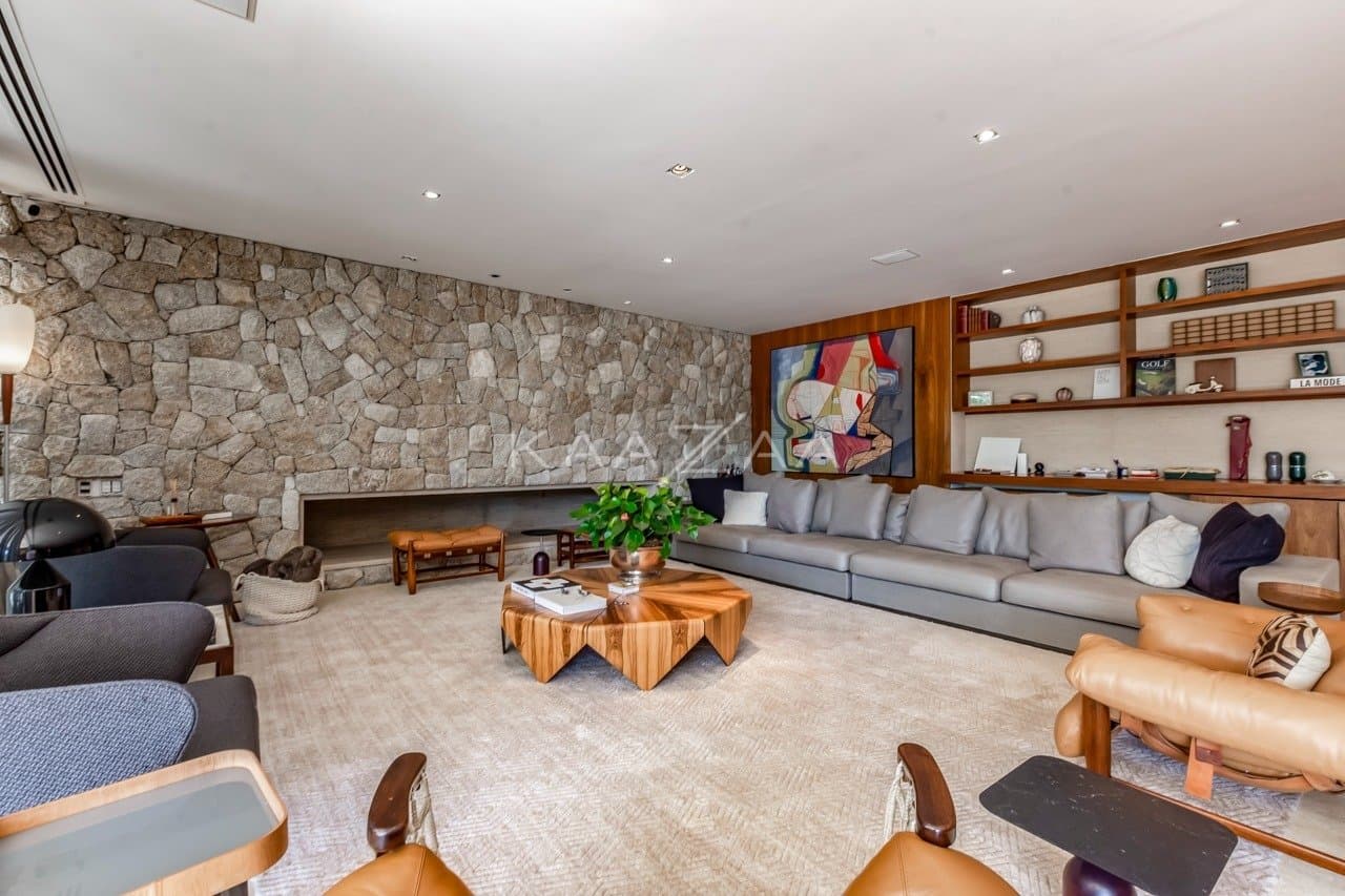 Casa térrea muito arejada, simplesmente impecável. Mobiliada com design, na Fazenda Boa Vista. - Foto 37