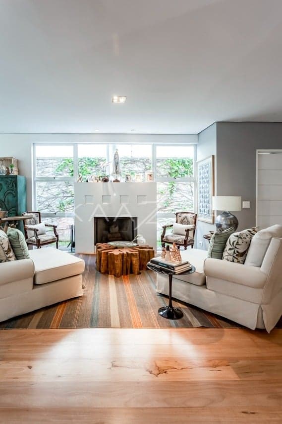 Casa super prática e bem construída. Muita luz natural e tranquilidade no Jardim Europa. - Foto 3