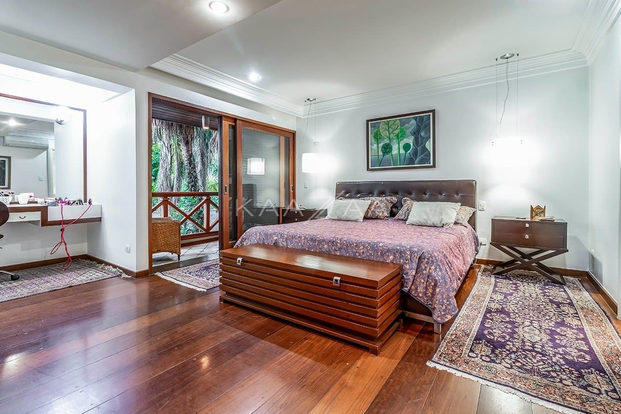 Uma casa rodeada de bom gosto, feita para renovar as energias. No Jardim Guedala. - Foto 33