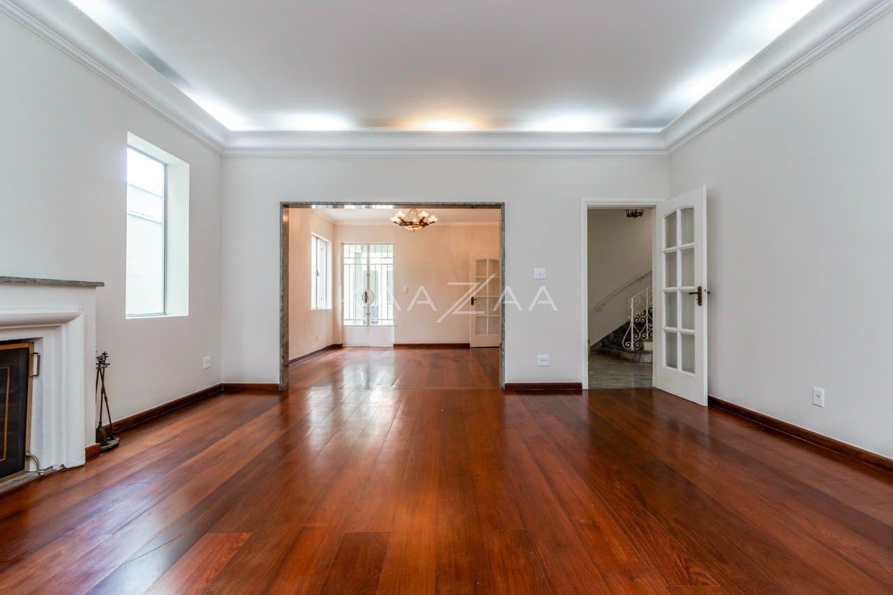 Casa confortável com terraço, em rua tranquila no Jardim Paulista. - Foto 6