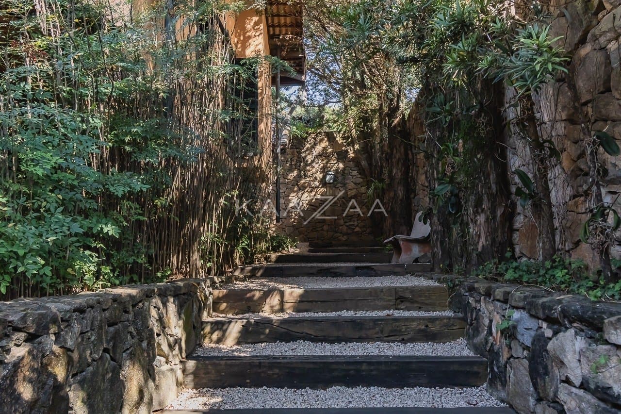 Viver em harmonia: casa com natureza e conforto no Jardim Guedala. - Foto 57