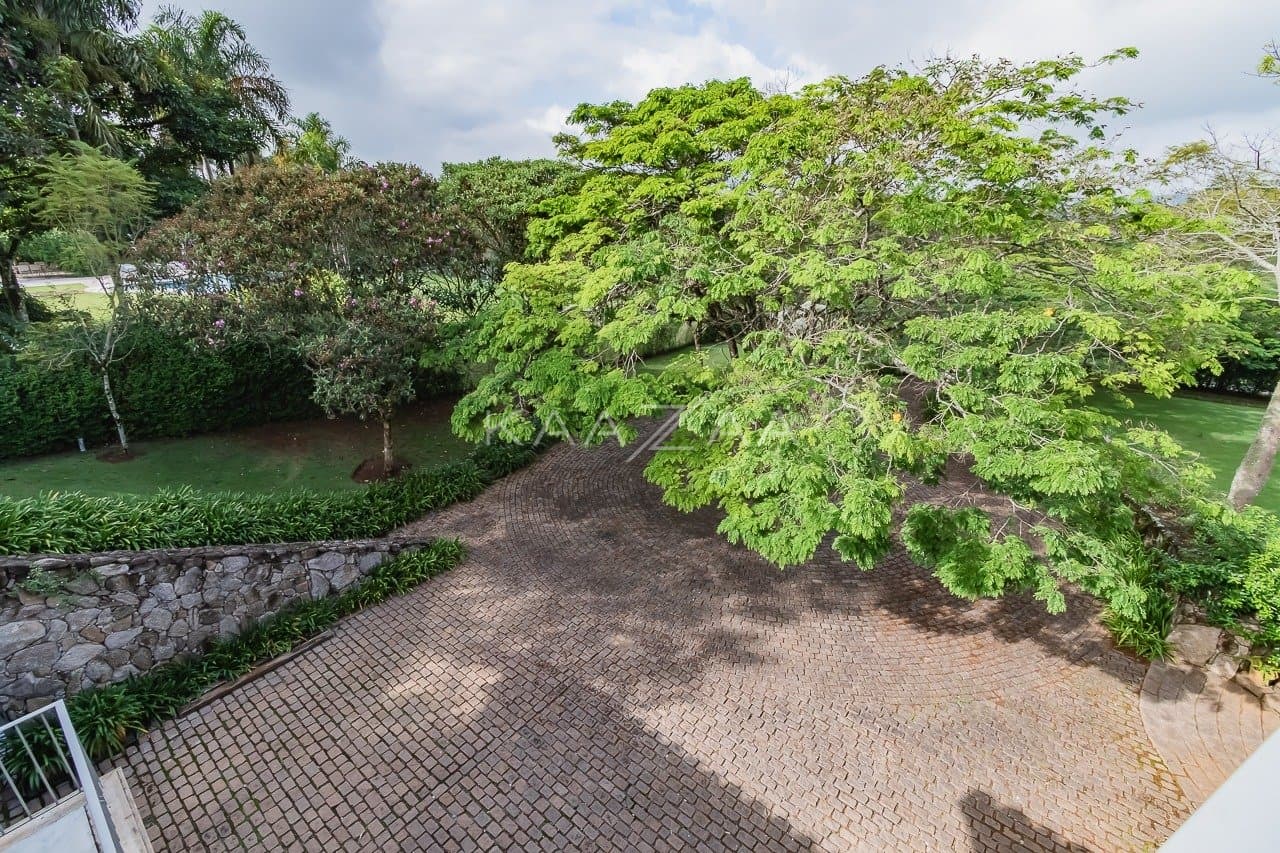 Linda paisagem e ares coloniais são o charme desta casa no condomínio Quinta da Baroneza. - Foto 76
