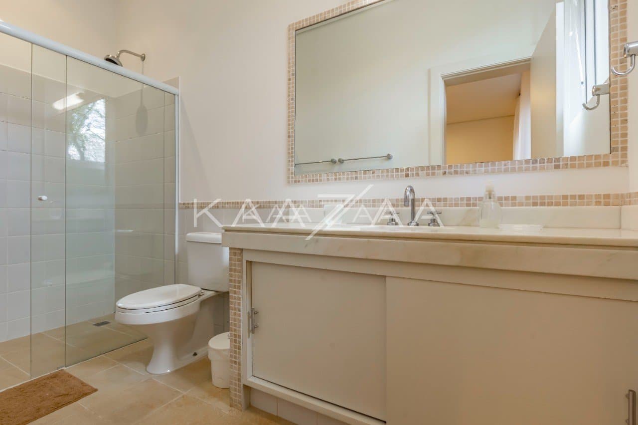 Uma vista deliciosa rodeia os ambientes, com tudo feito para relaxar. Casa na Quinta da Baroneza II. - Foto 42