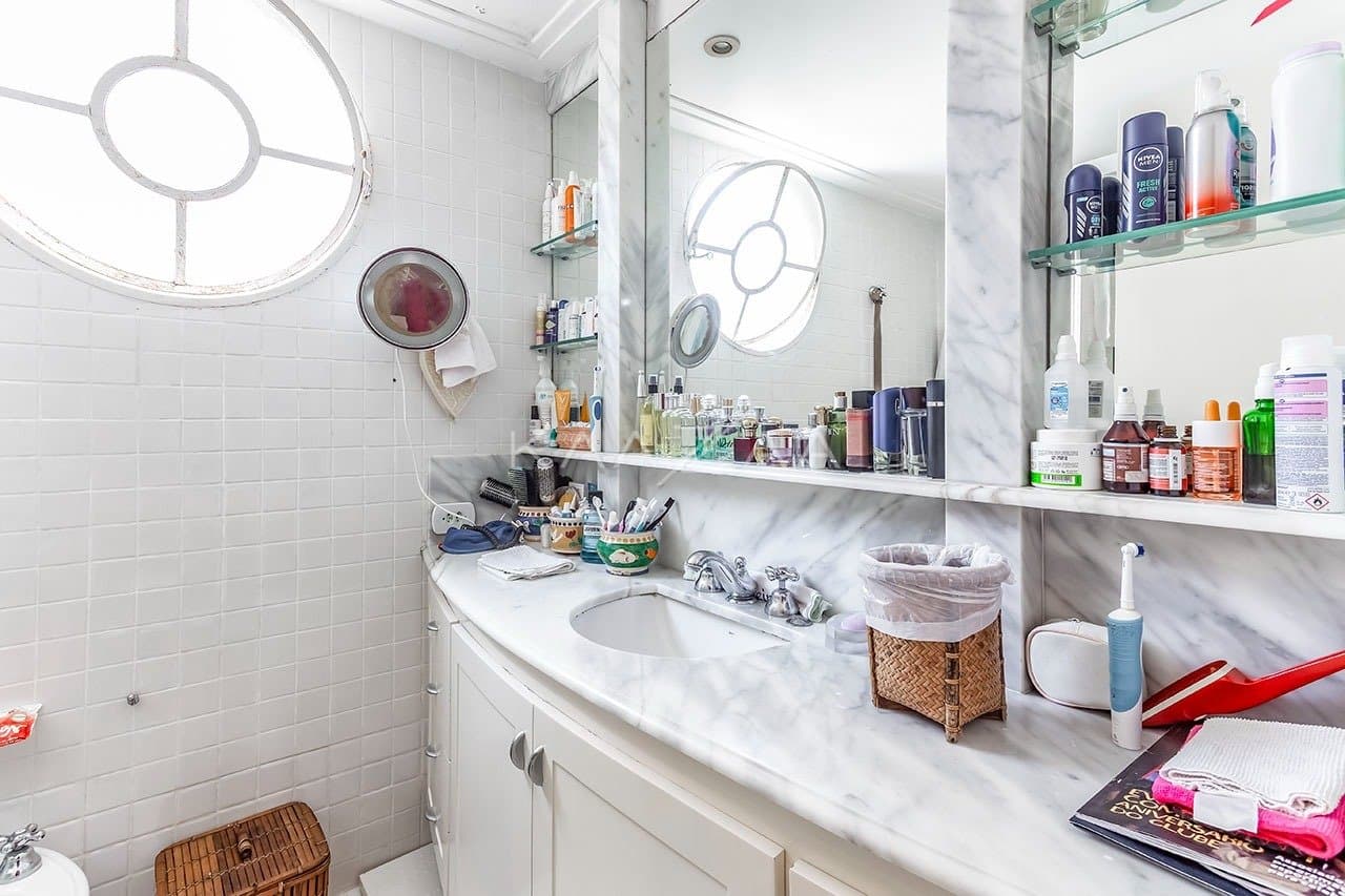 Clean e impecável, este apartamento fica em local privilegiado nos Jardins. - Foto 13