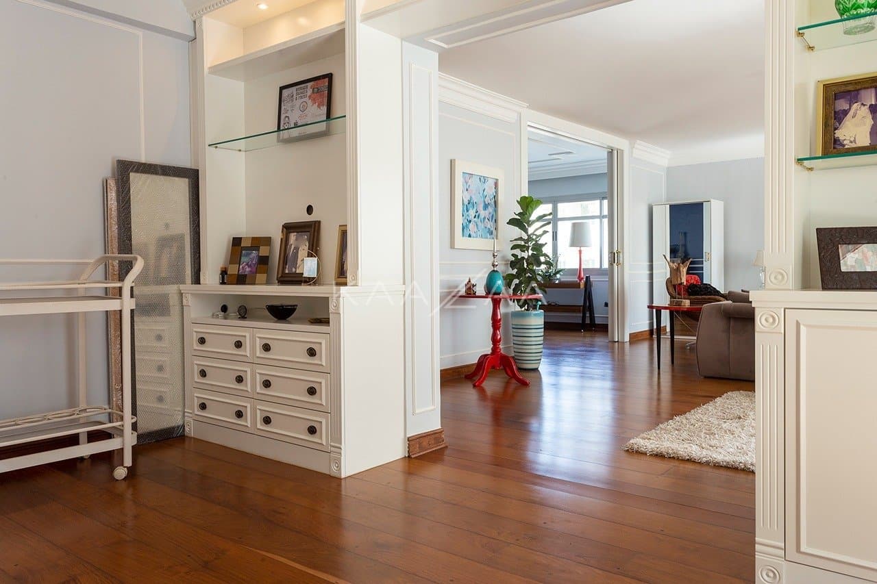Apartamento no Jardins com 320m². Reformado, neoclássico e super charmoso. - Foto 8