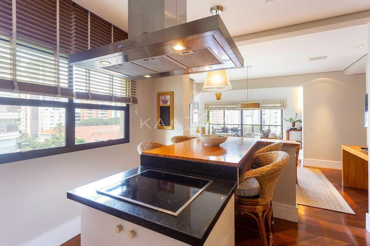 Belíssimo apartamento com pé-direito duplo em região super tranquila de Moema. - Foto 12