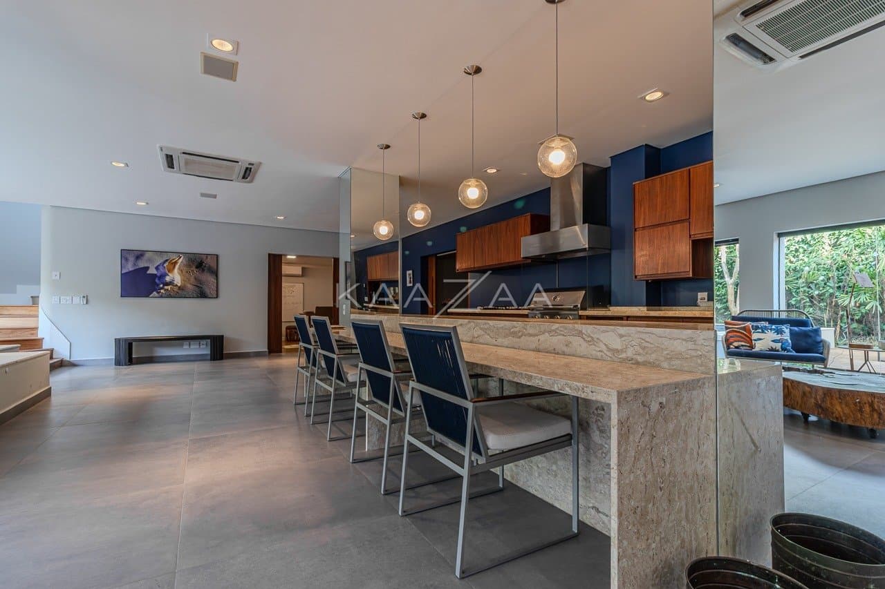 Casa completa em lazer, amplitude e privacidade, com 5 suítes. Em ótima localização na Cidade Jardim. - Foto 11