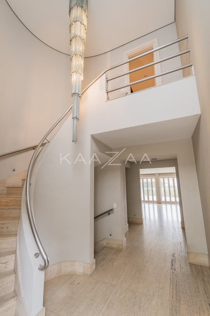 Espaços super amplos, muitos verdes e uma vista divina. Casa no estilo europeu, na Cidade Jardim. - Foto 20