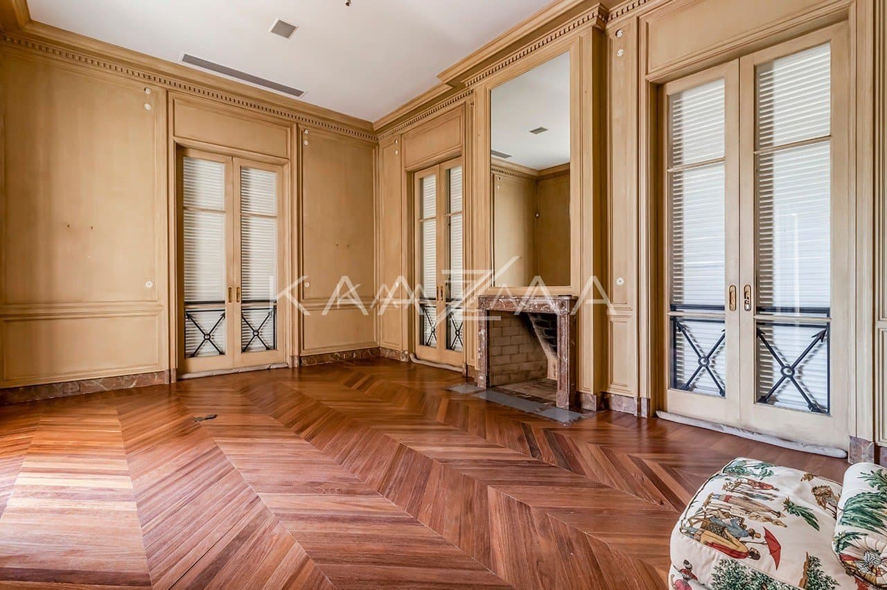 Casa exuberante com jardim e vista verde infinita. Em rua sossegada no Real Parque. - Foto 13