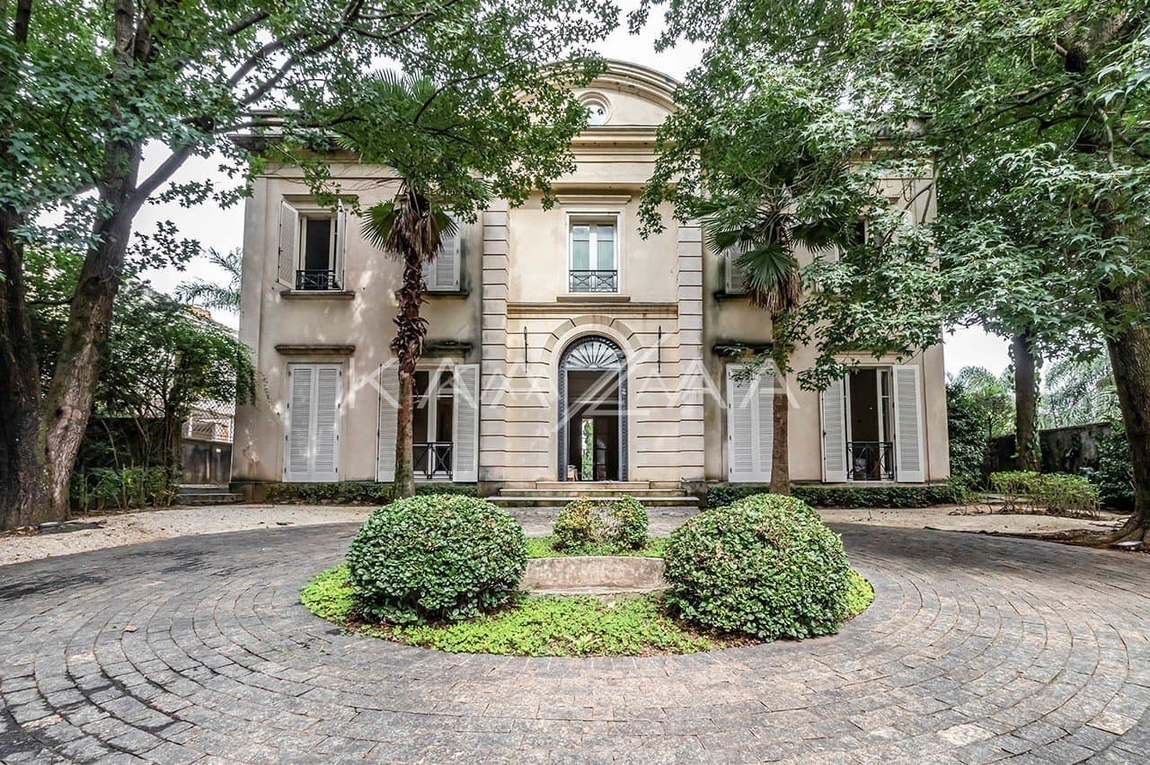 Casa exuberante com jardim e vista verde infinita. Em rua sossegada no Real Parque. - Foto 43