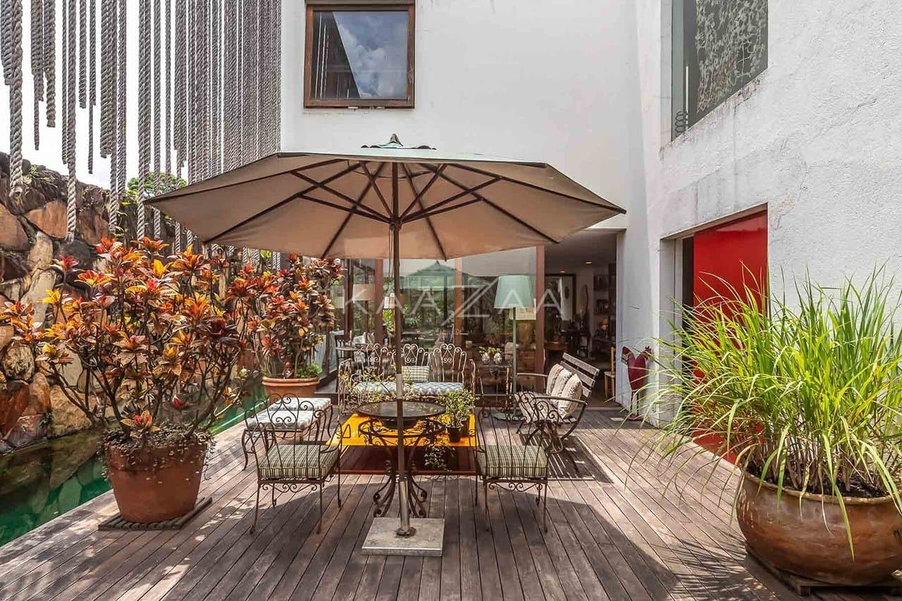 Casa apaixonante, que aproveita materiais naturais em seu projeto de ponta no Jardim Paulistano. - Foto 3