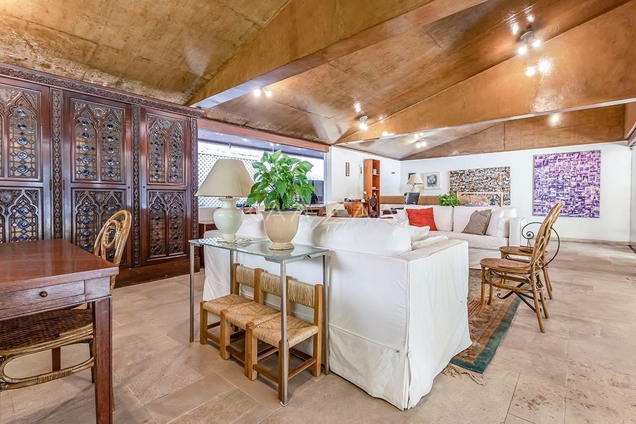 Com ares de casa de campo, uma residência espetacular no Jardim América. - Foto 29