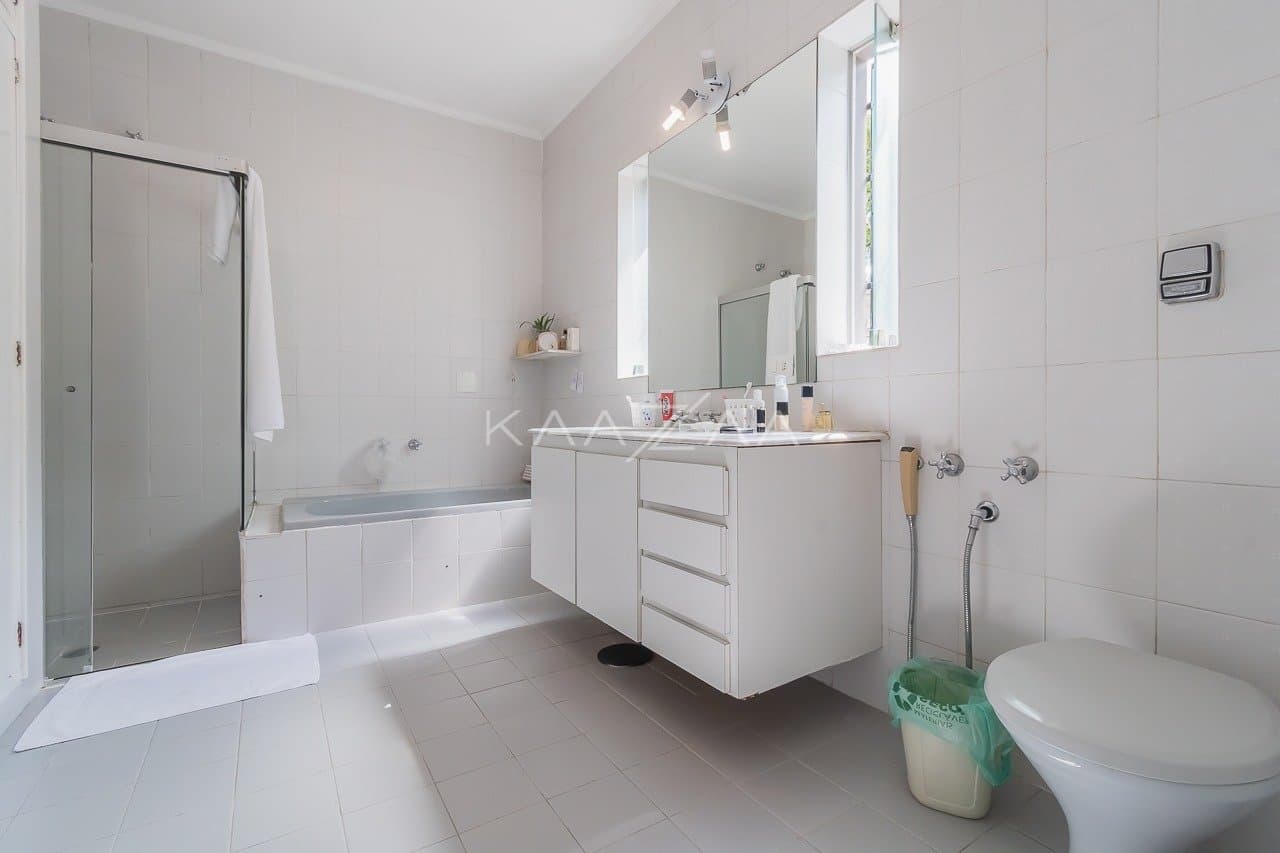 Casa com amplitude e liberdade, para reforma no Jardim Paulistano. - Foto 50