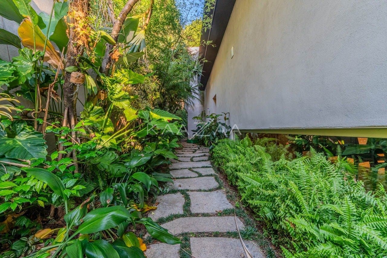 Casa para venda e locação  em rua fechada no Jardim Luzitânia - Foto 1
