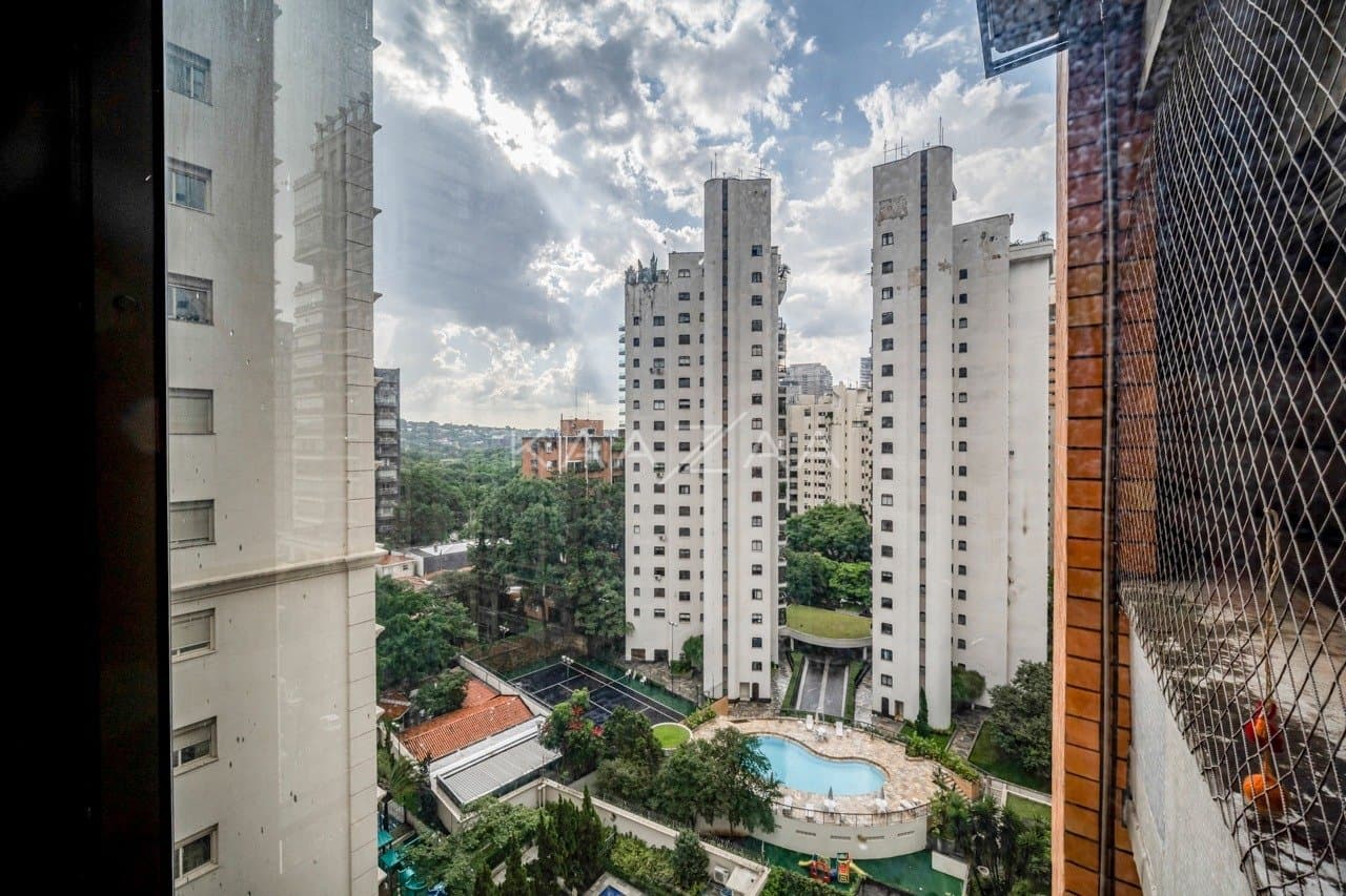 Apartamento contemporâneo, reformado e novo em um prédio com lazer no Itaim Bibi. - Foto 13