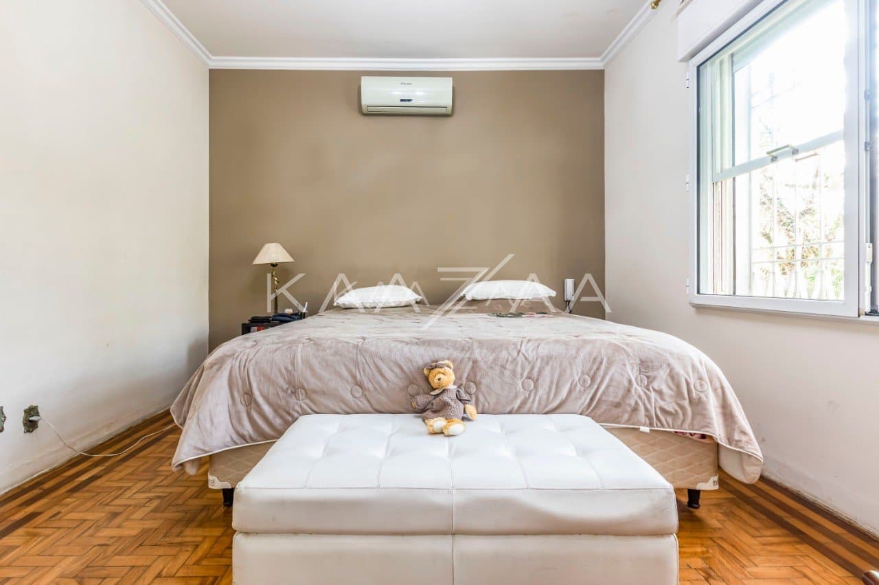 Amplitude e estilo em ambientes interessantes. Esta casa única fica em região privilegiada do Jardim Paulista. - Foto 18