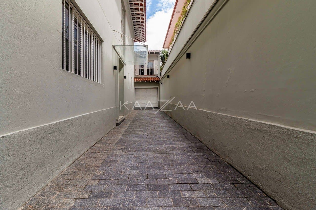 Casa confortável com terraço, em rua tranquila no Jardim Paulista. - Foto 50