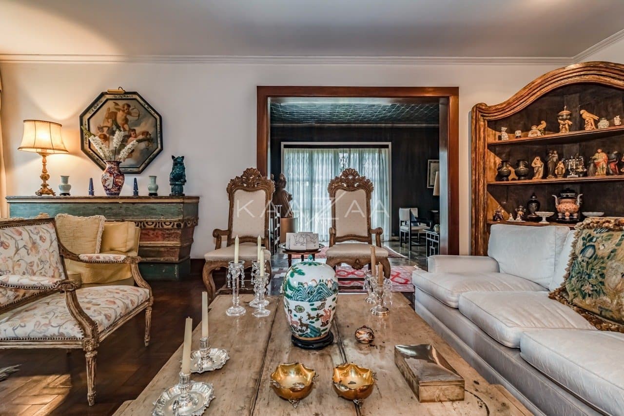 Casa clássica na Cidade Jardim com 4 suítes, piscina e terreno delicioso. - Foto 14